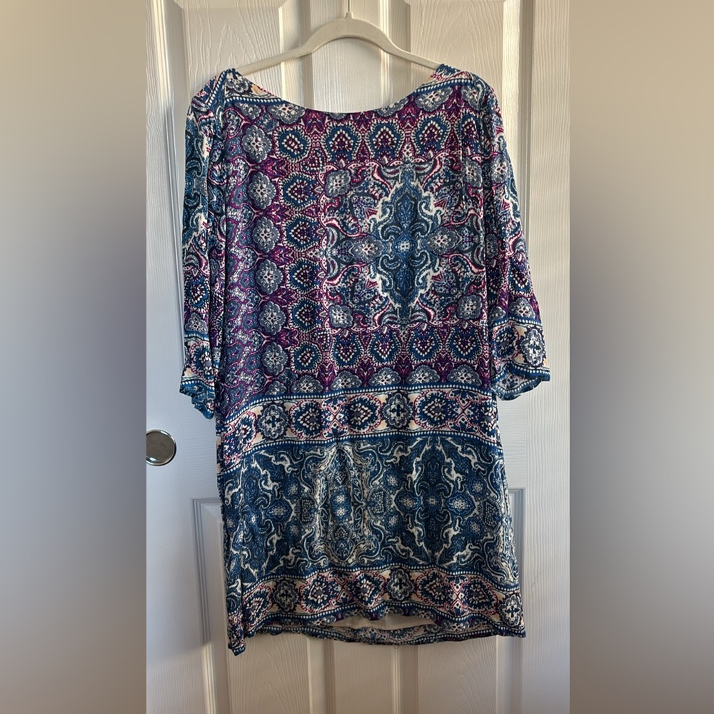 Skies are Blue -Quarter sleeve Purple/Blue Patterned Dress - Size M